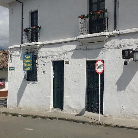 بوبايان Casa Familiar Turistica Hostal المظهر الخارجي الصورة